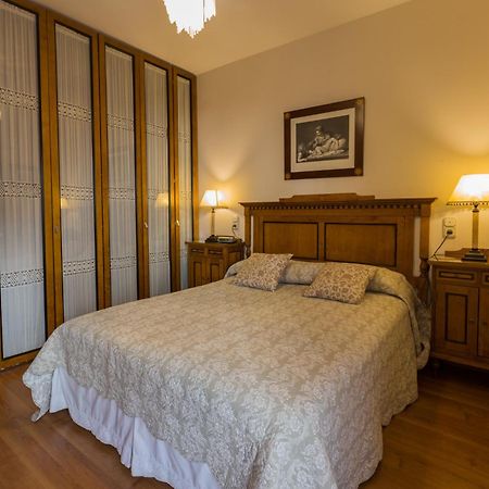 Gracia Suites - Centro Y Confort Con Parking Gratis Granada Bagian luar foto