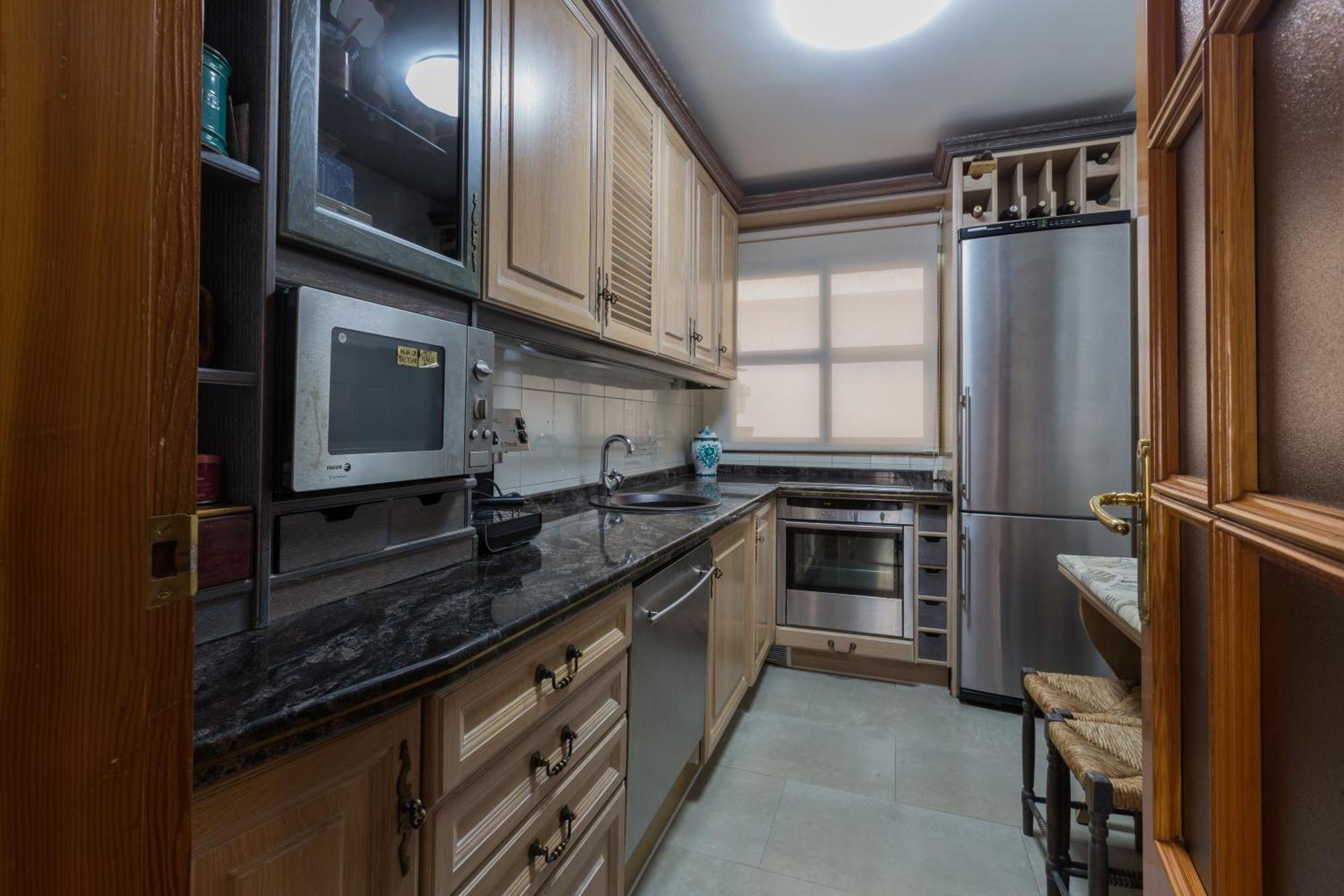 Gracia Suites - Centro Y Confort Con Parking Gratis Granada Bagian luar foto