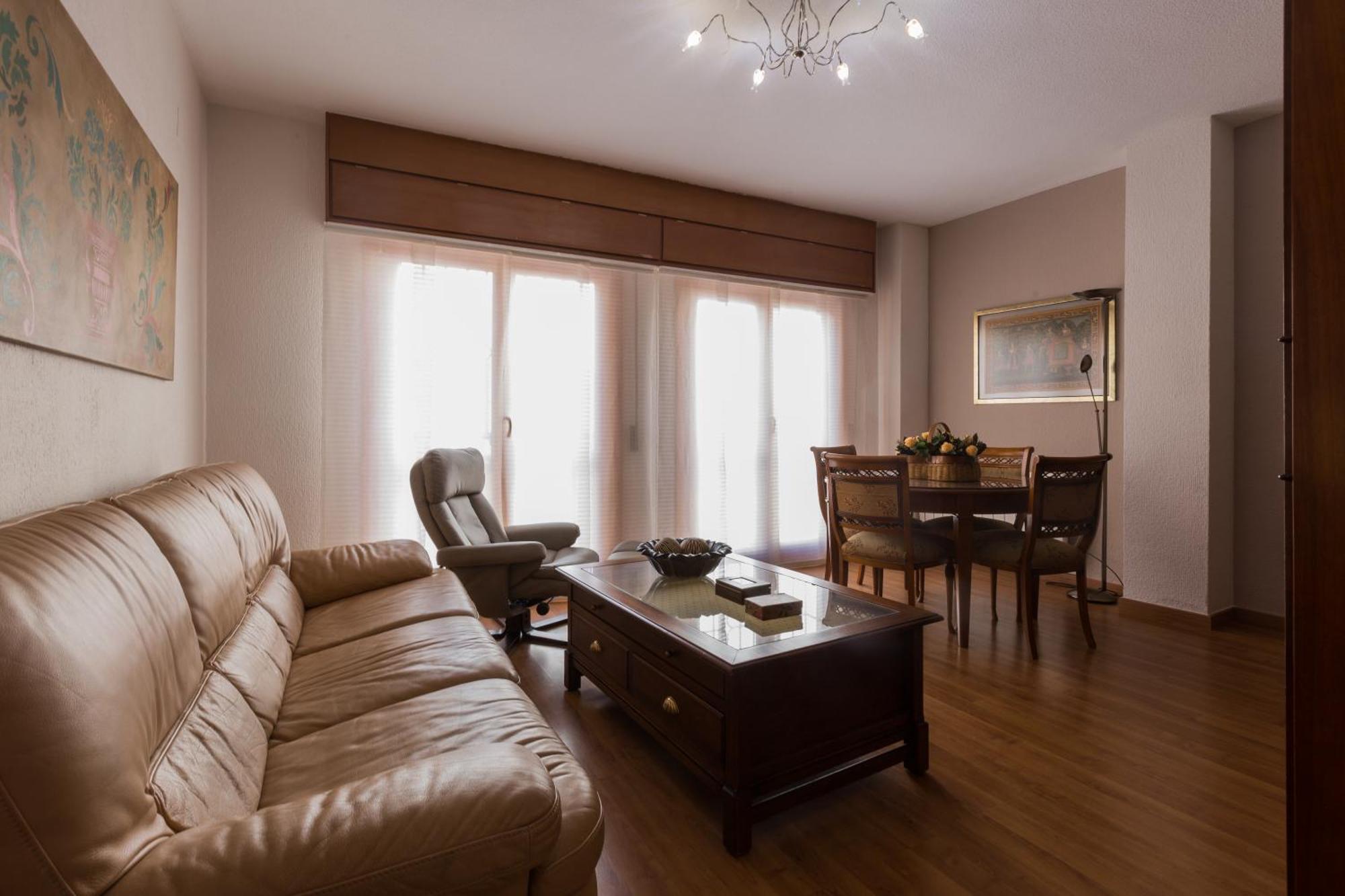 Gracia Suites - Centro Y Confort Con Parking Gratis Granada Bagian luar foto