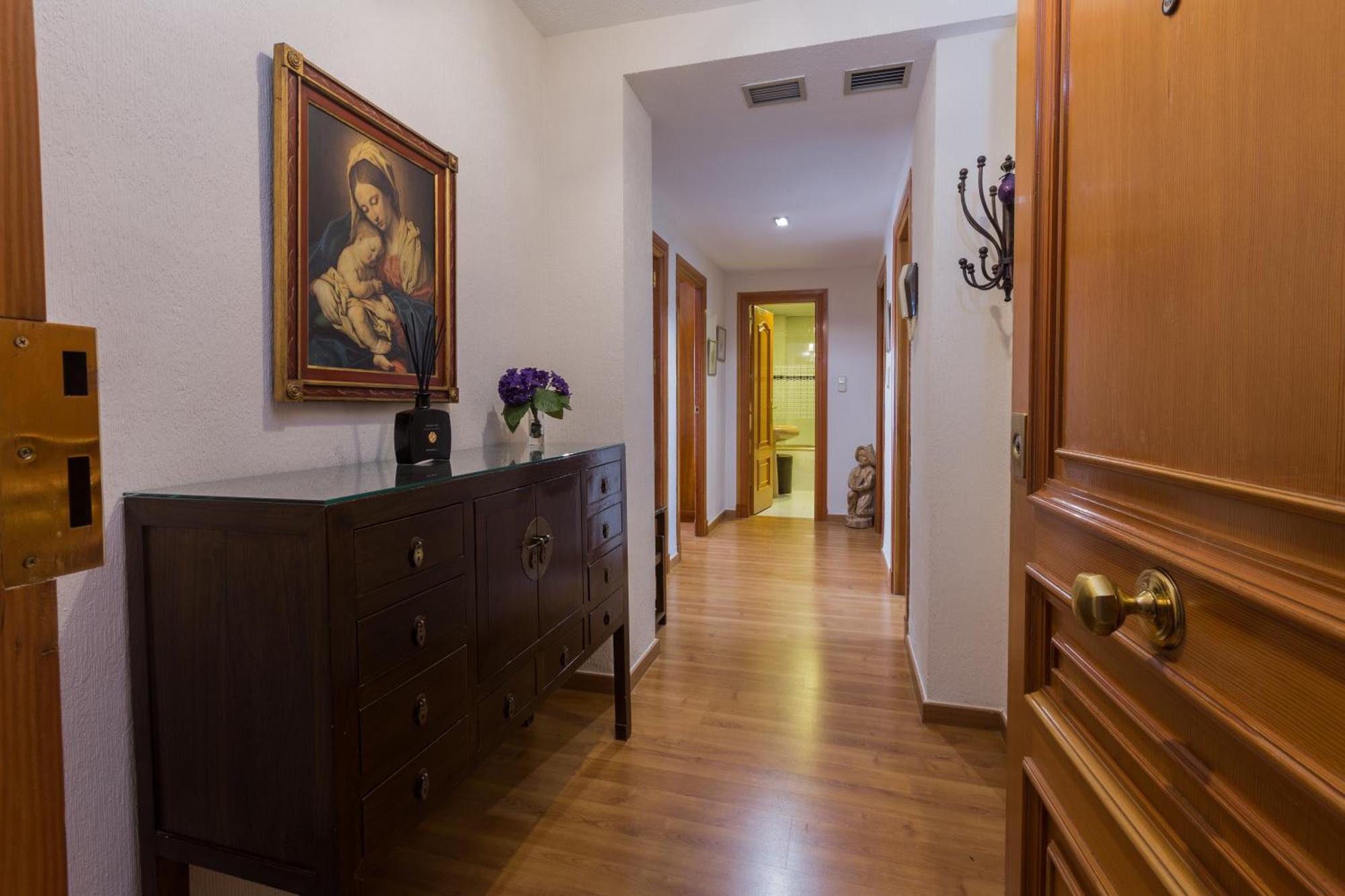 Gracia Suites - Centro Y Confort Con Parking Gratis Granada Bagian luar foto